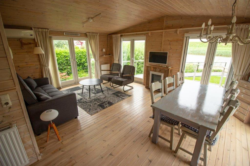 Chalet Esra 190 Sint Annaland Exterior photo